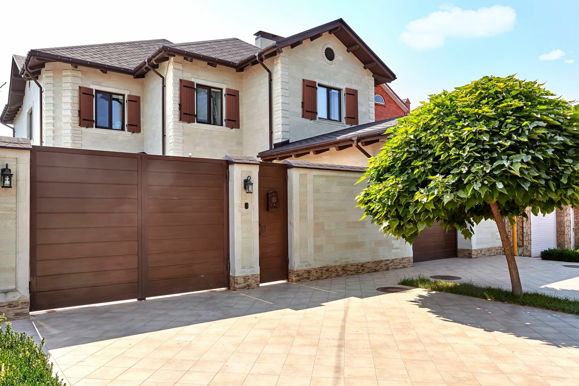 Volet-battant-bois-sapin-du nord