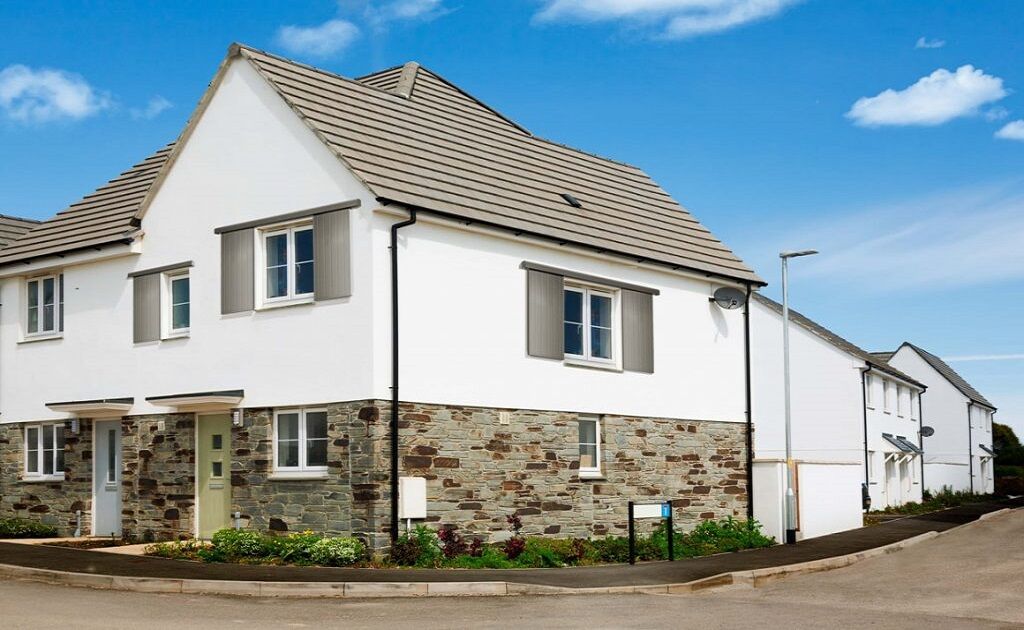 VC ALU Mistral-4-min